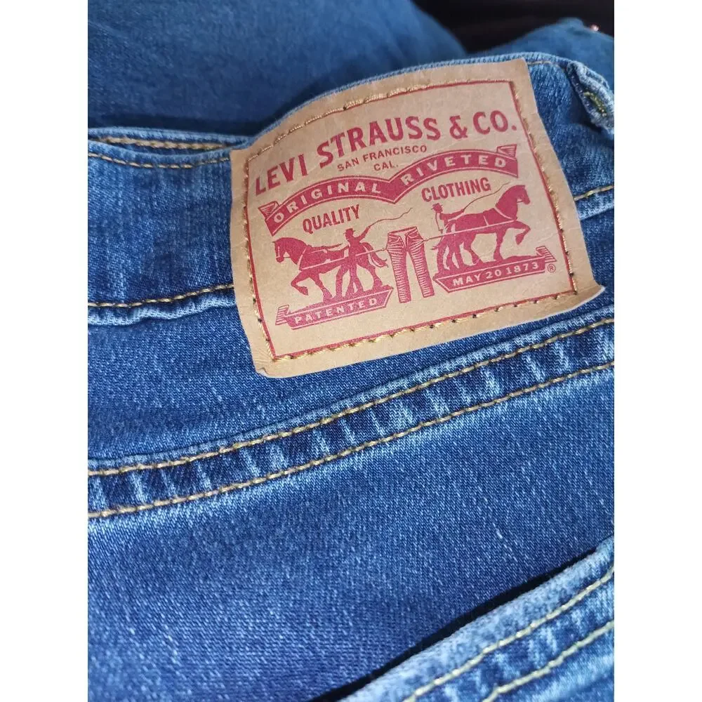 Levi's 721 High Rise Boot Cut Jeans Medium Wash Size 31 #B